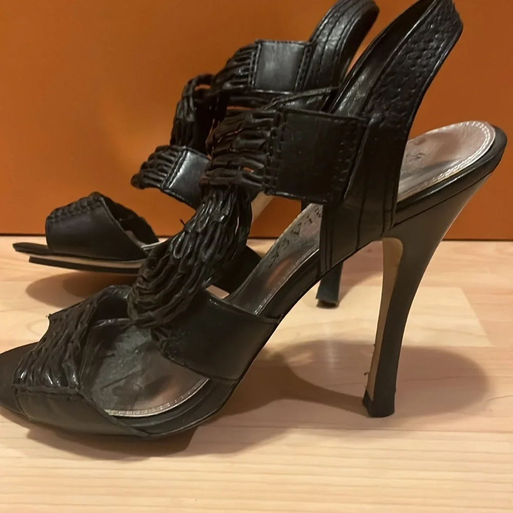 White House Black Market black‎ sexy heels 9